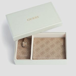 Passport Case and Luggage Tag Gift Set - Brown