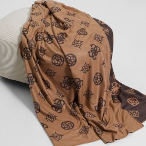 Fleece Peony Blanket - Blue
